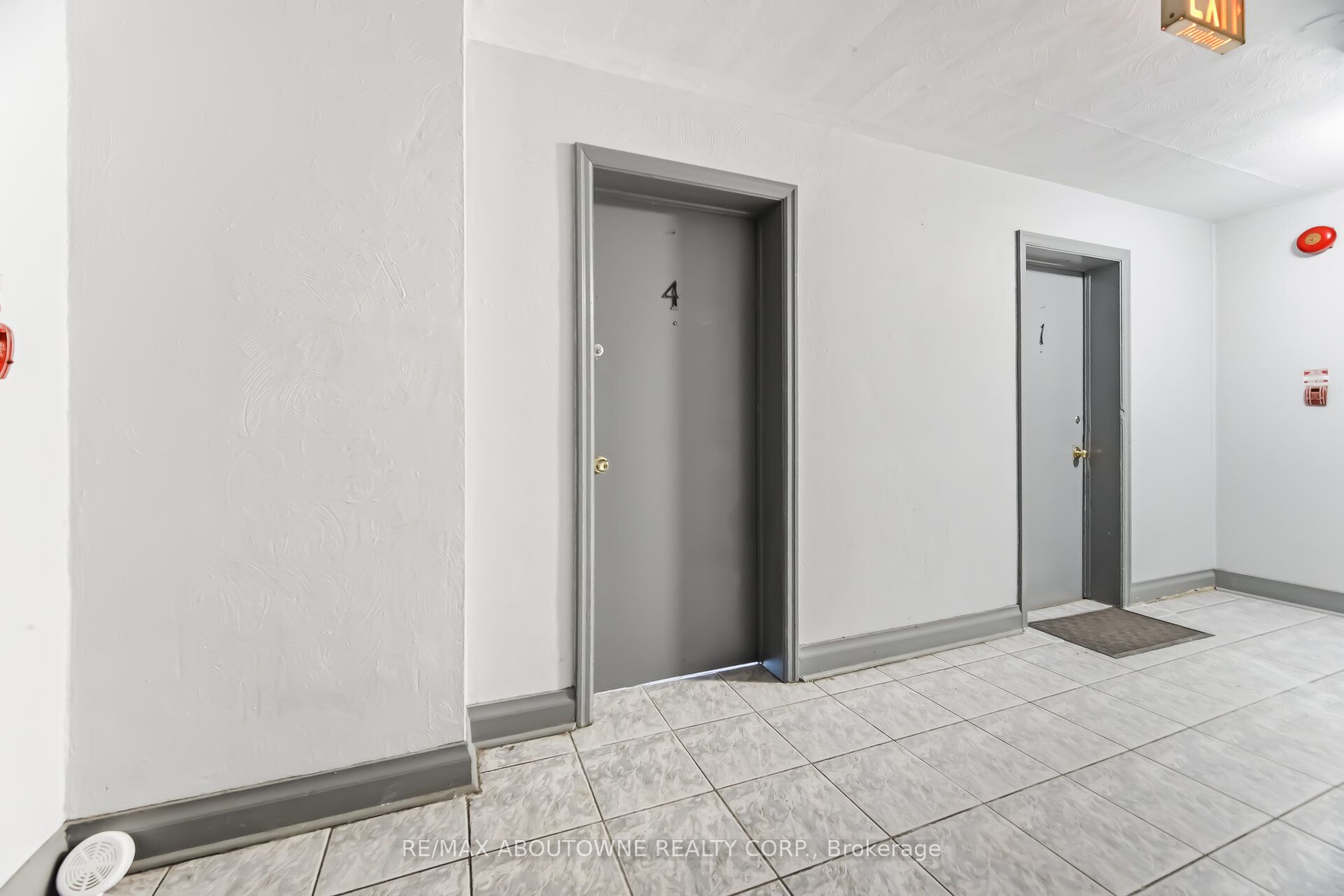 Additional image 2 of 4-1031 Churchill Avenue E, Oakville, ON, L6H 1A3