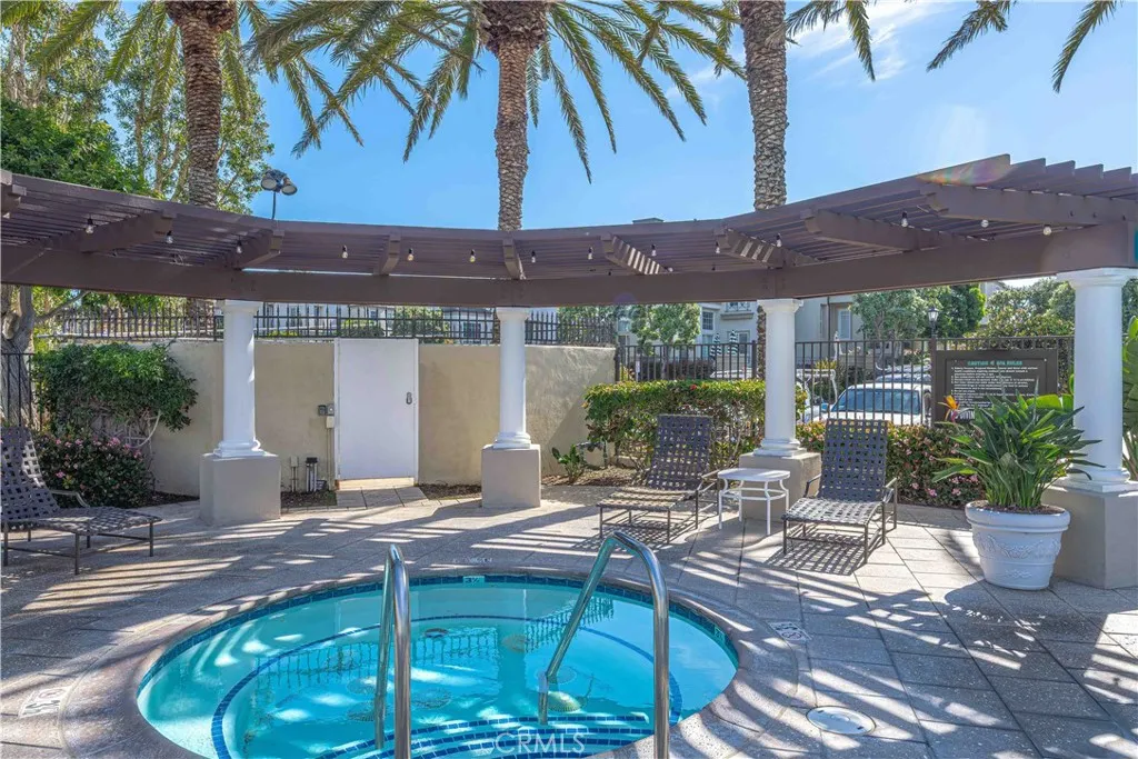 Additional image 95 of 19271 Surfwave Drive, Huntington Beach, CA 92648