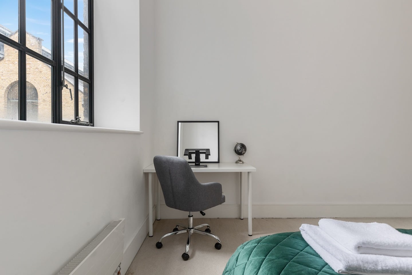 Additional image 19 of 2 Bed Flat, Albion Buildings, N1, N1 7GU