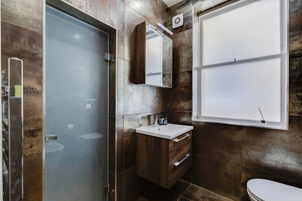 Additional image 17 of 7 bed semi-detached house for saleBeach Lane, Penarth CF64