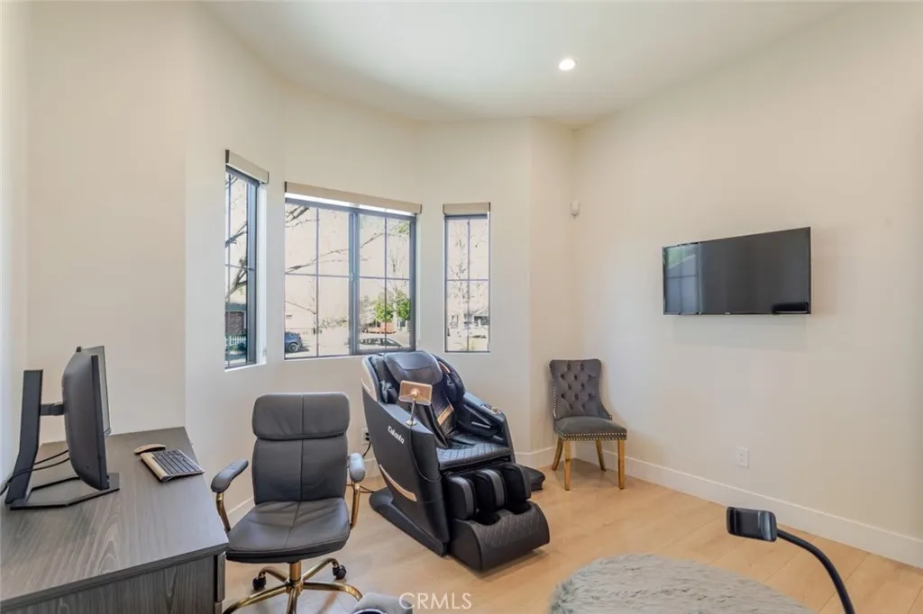 Additional image 63 of 7714 Lasaine Avenue, Northridge, CA 91325