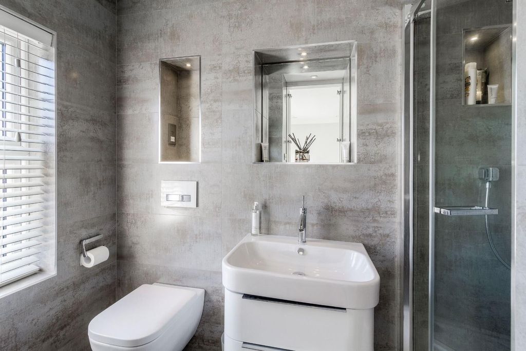 Additional image 32 of 6 bed detached house for saleBelfry Lane, Collingtree Park, Northampton NN4