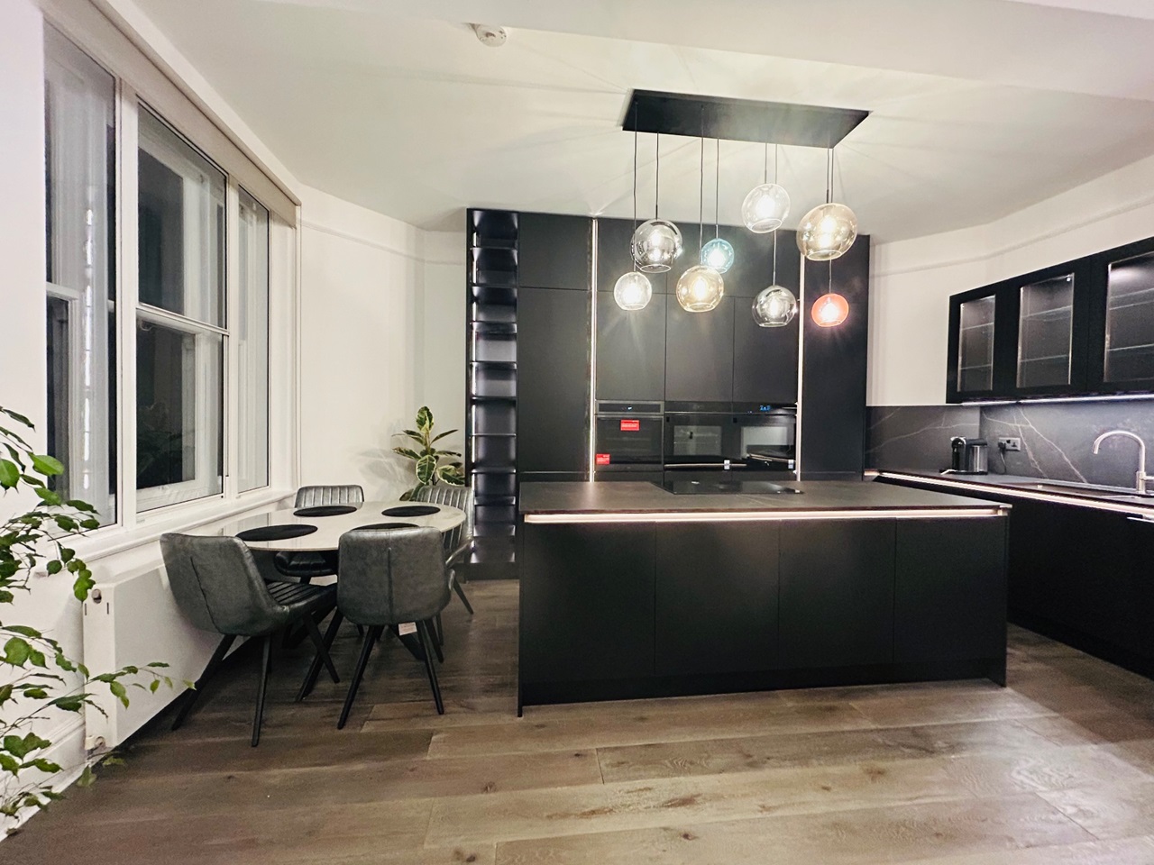 Additional image 2 of 4 Bed Flat, Westminster Palace Gardens, SW1P, N1 7GU