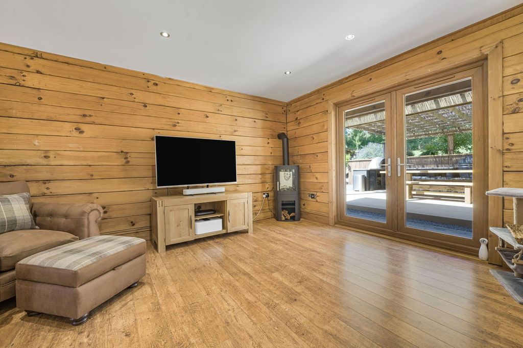 Additional image 6 of 5 bed detached house for saleOakmead Road, Llanharan, Pontyclun CF72