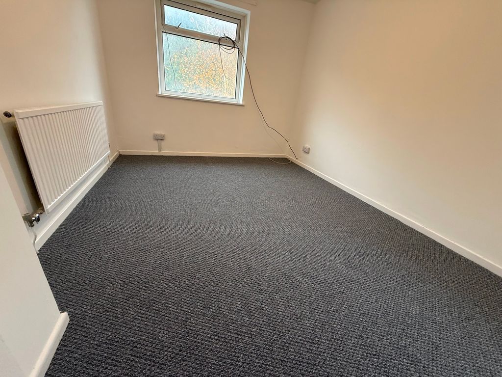 Additional image 7 of 2 bed flat for saleFlat, Belgrave Court, George Street, Pontnewynydd, Pontypool NP4