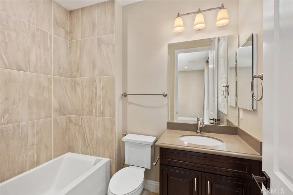 Additional image 58 of 57 Gainsboro, Irvine, CA 92620