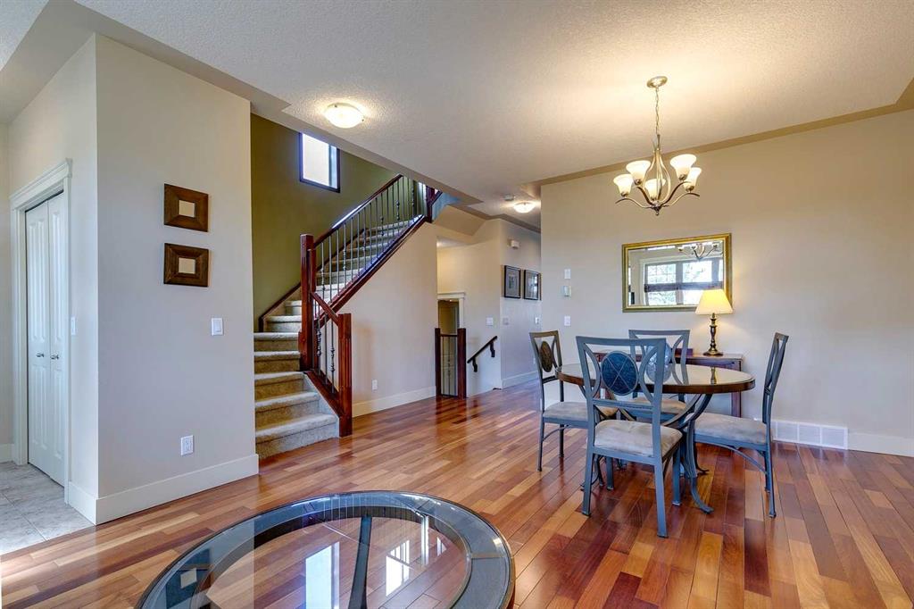 Additional image 5 of 446 18 Avenue NE, Calgary, AB, T2E 1N4