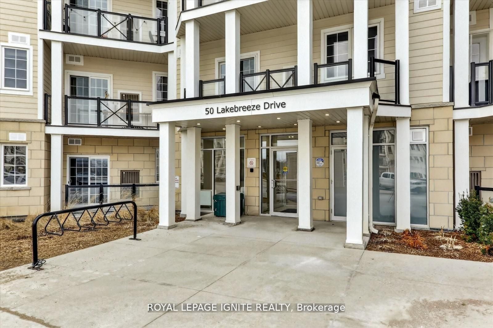 Additional image 3 of 323-50 Lakebreeze Drive, Clarington, ON, L1B 0V9
