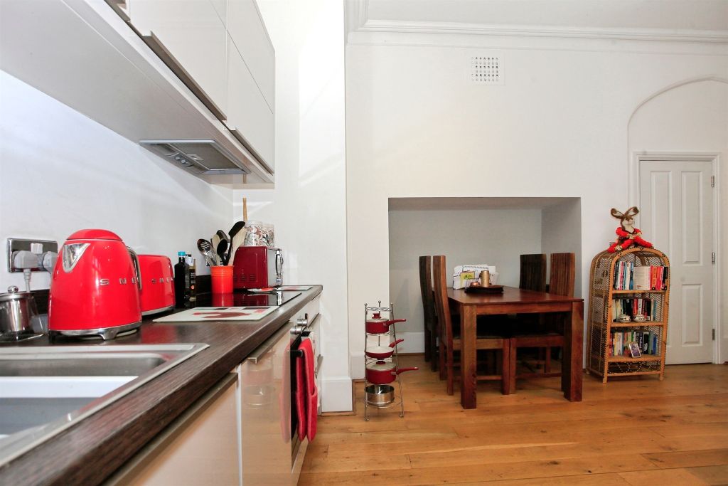 Additional image 3 of 2 bed flat for salePriestgate, Peterborough PE1