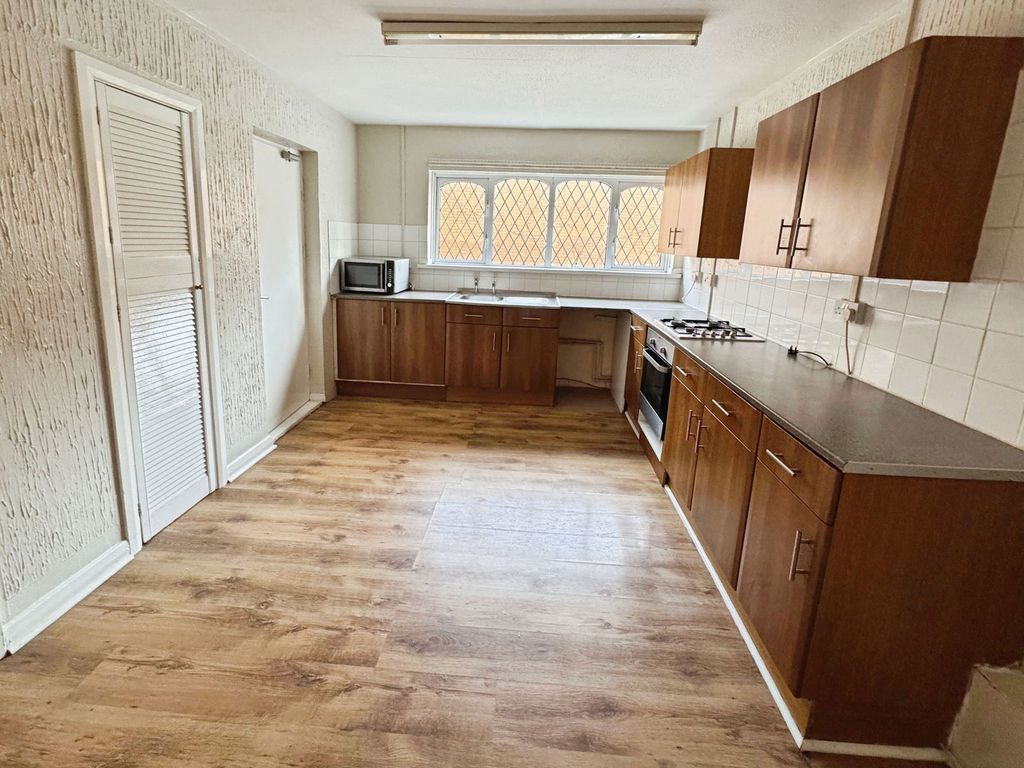 Additional image 6 of 2 bed flat for saleFairwood Drive, Baglan, Port Talbot SA12