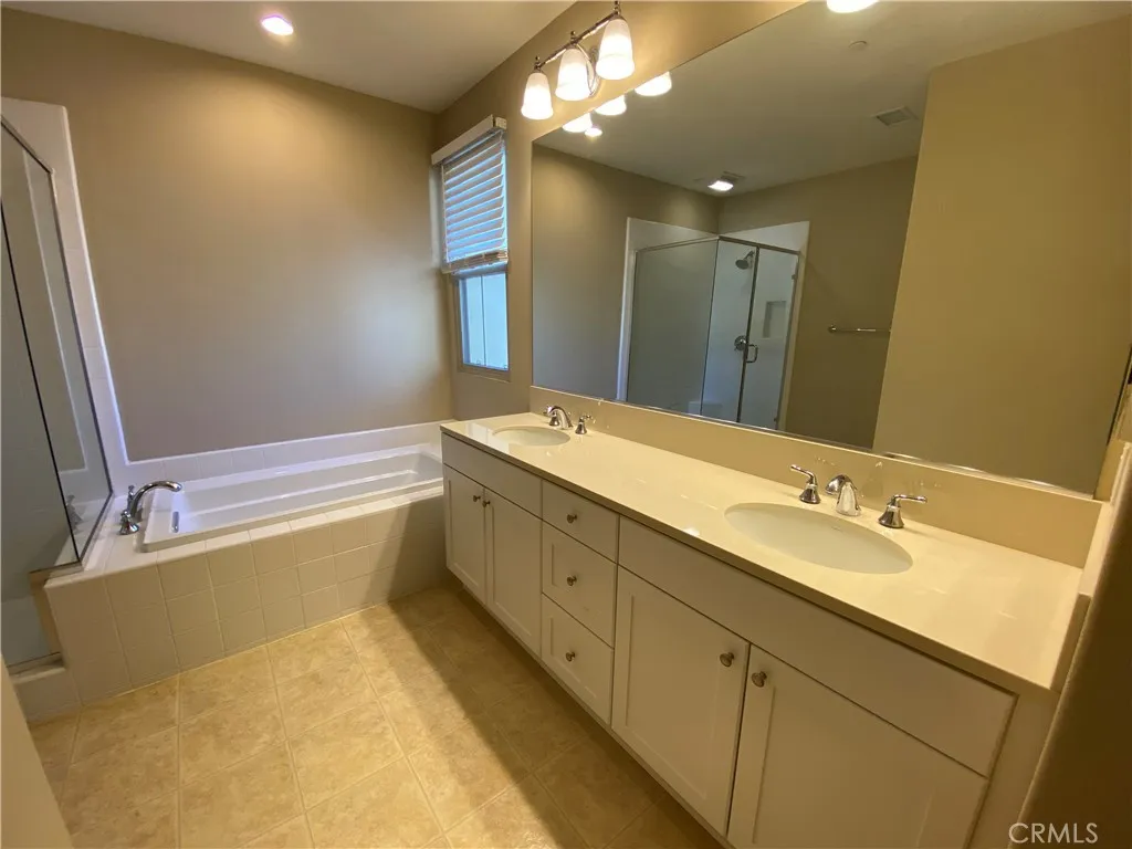 Additional image 61 of 219 Overbrook, Irvine, CA 92620