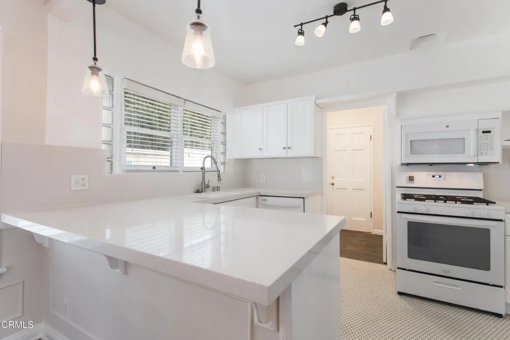 Additional image 9 of 1726 N Vista Street, Los Angeles, CA 90046