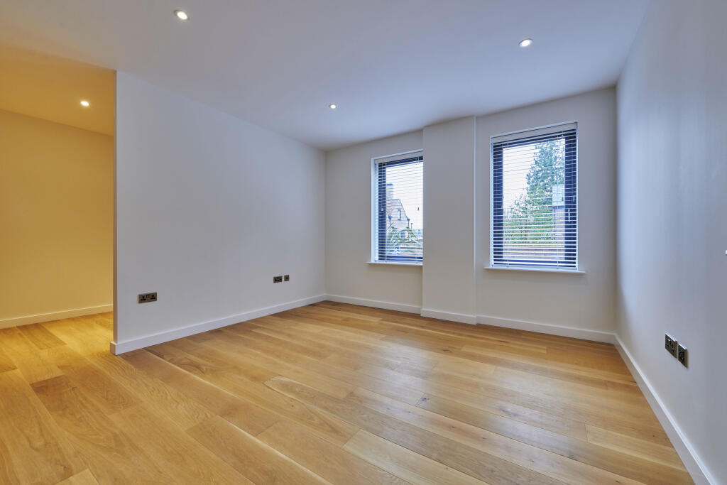 Additional image 9 of Gibbs Close, Harpenden, Herts, AL5