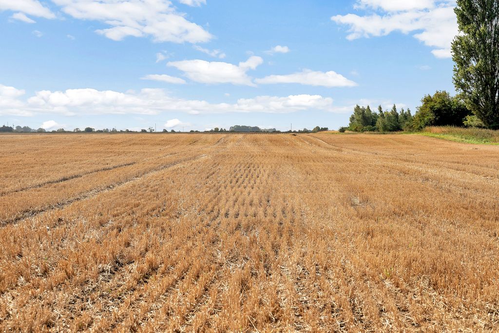 Additional image 12 of 2 bed bungalow for saleLand At Morton Fen, Morton, Bourne, Lincolnshire PE10