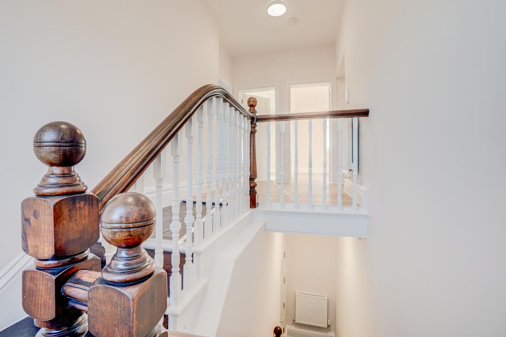 Additional image 12 of 2 bed flat for sale2 Kilwardby House, Kilwardby Street, Ashby De La Zouch LE65