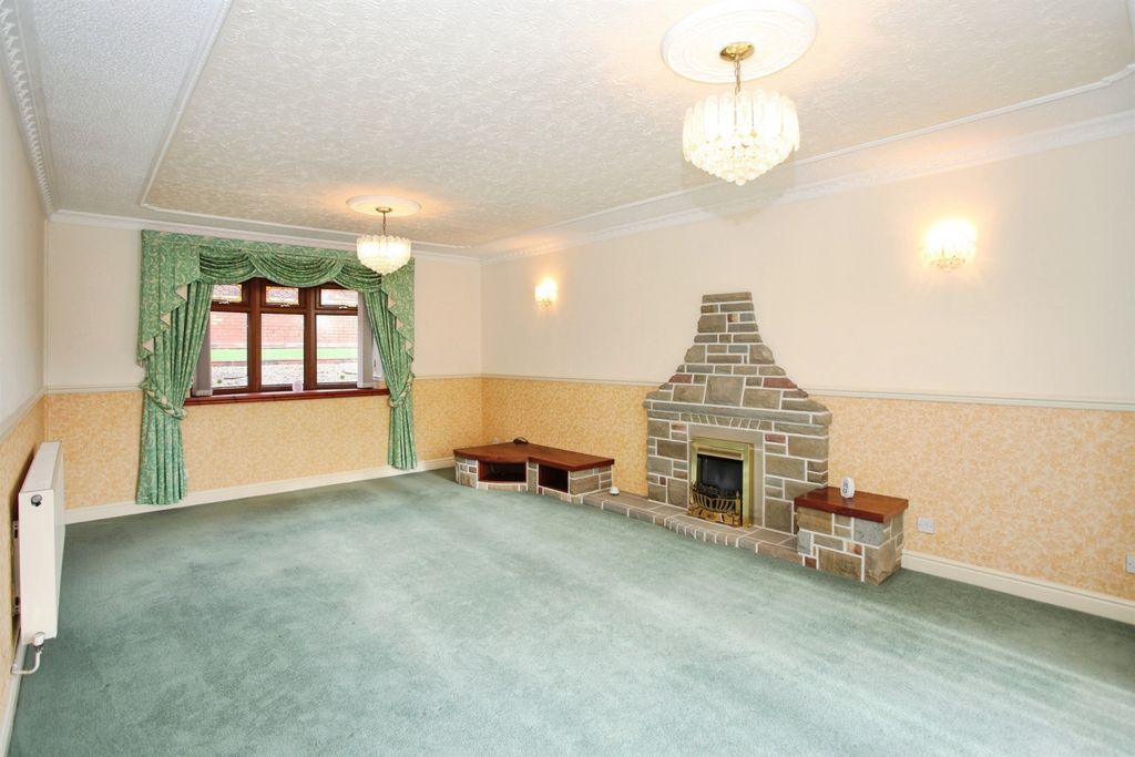 Additional image 4 of 4 bed detached house for saleBronheulwen, Porth CF39