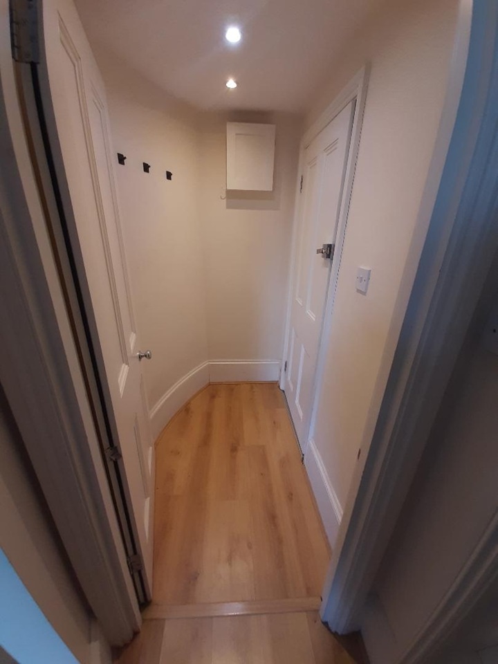 Additional image 28 of Studio Flat, Cambridge St, SW1V, N1 7GU