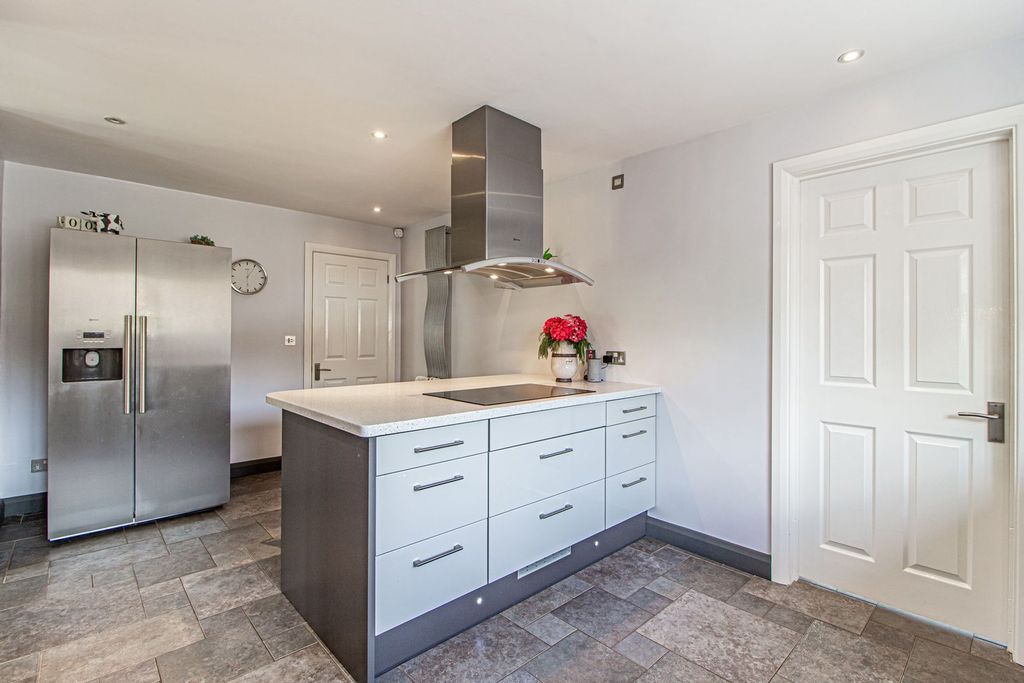 Additional image 13 of 4 bed detached house for saleBryn Rhedyn, Tonteg CF38