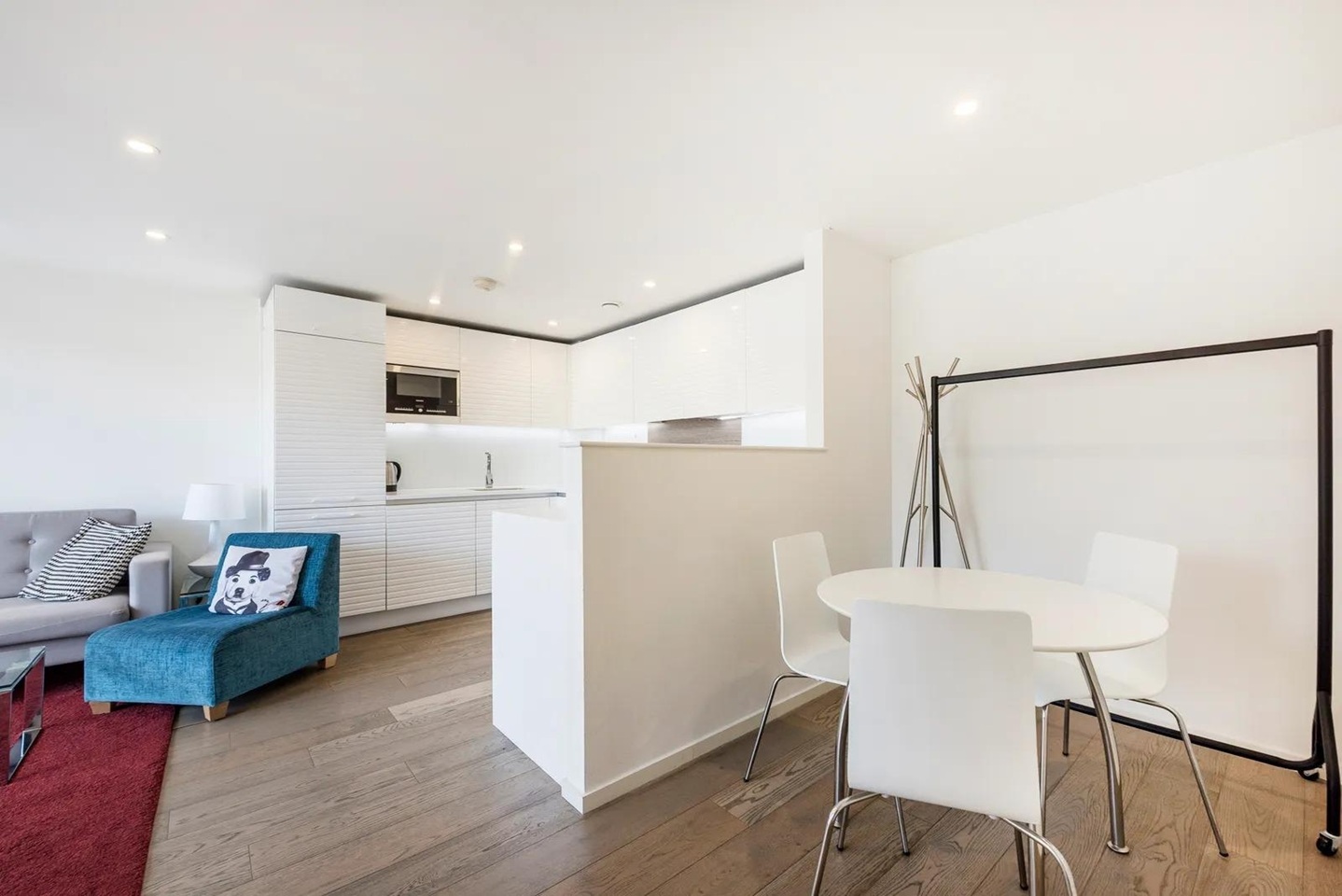 Additional image 5 of 2 Bed Flat, Central St, EC1V, N1 7GU