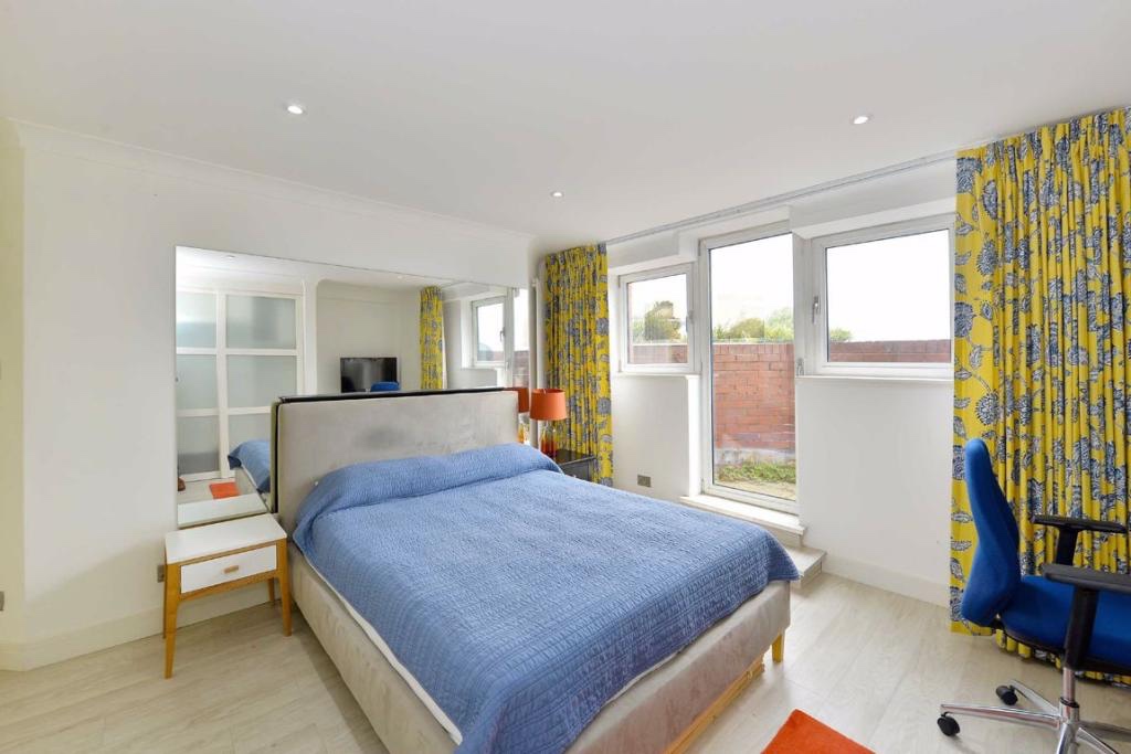 Room in a Shared Flat, St John's Wood Road, NW8, N1 7GU