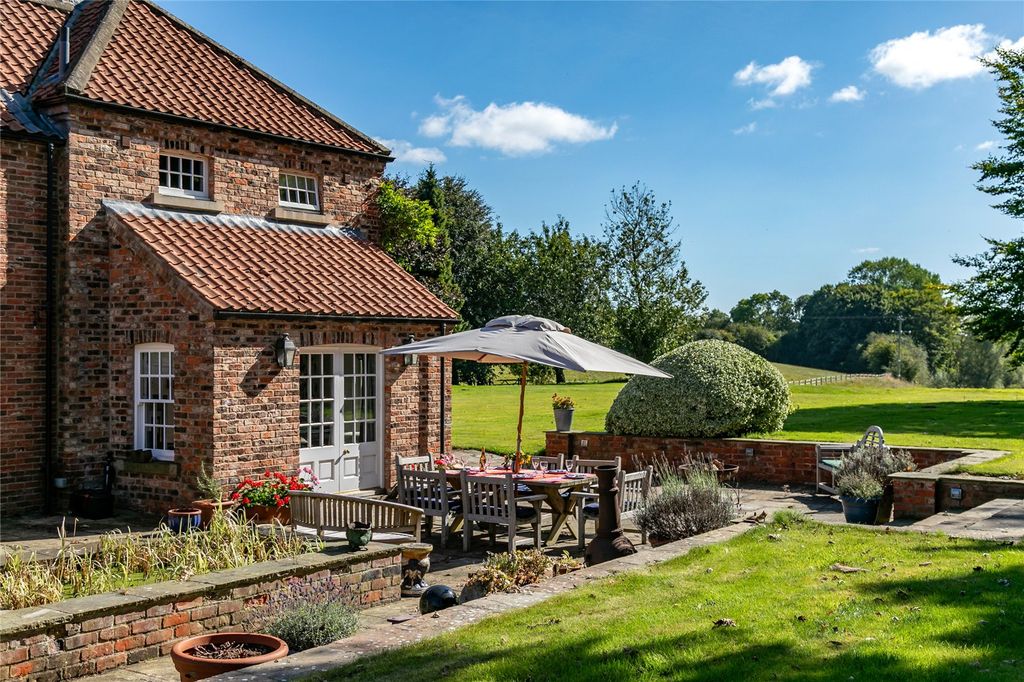 Additional image 32 of 7 bed detached house for saleYafforth Road, Romanby, Northallerton, North Yorkshire DL7