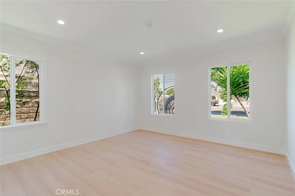 Additional image 40 of 11246 Saticoy Street, Sun Valley, CA 91352