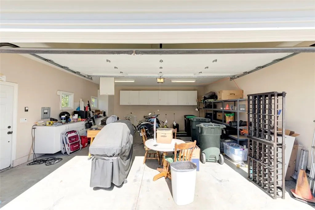 Additional image 103 of 320 Flower St, Costa Mesa, CA 92627