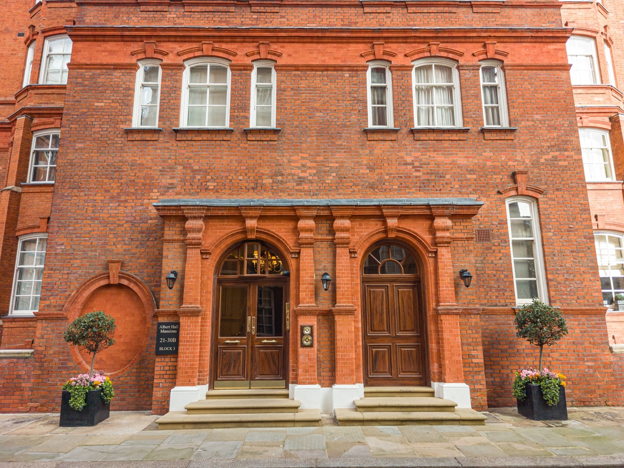 Additional image 30 of 2 Bed Flat, Albert Hall Mansions, SW7, N1 7GU