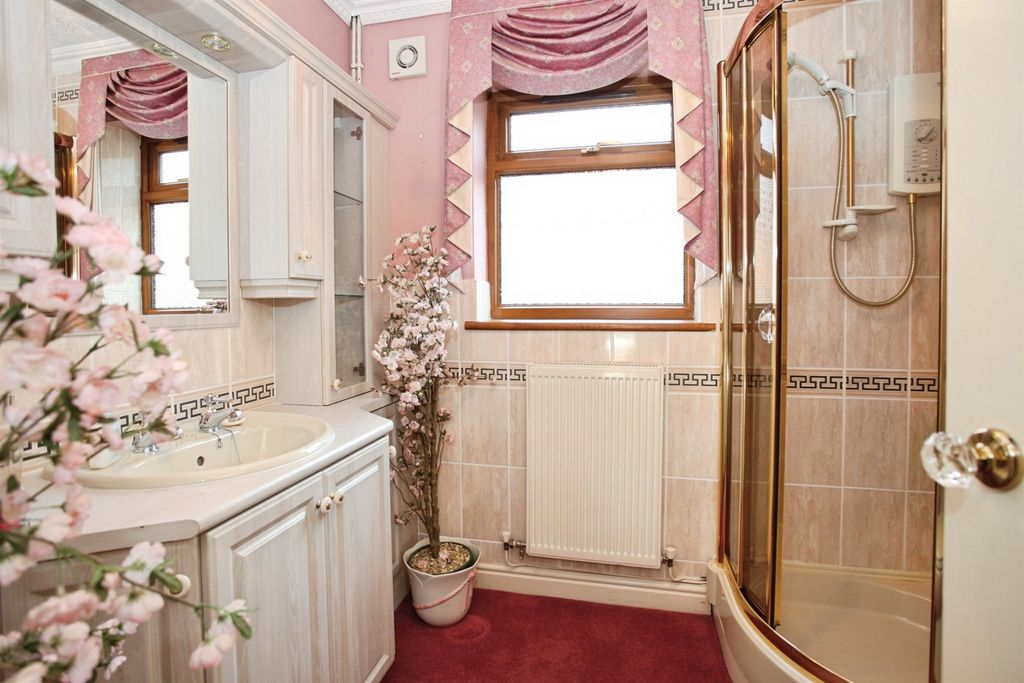 Additional image 14 of 4 bed detached house for saleBronheulwen, Porth CF39
