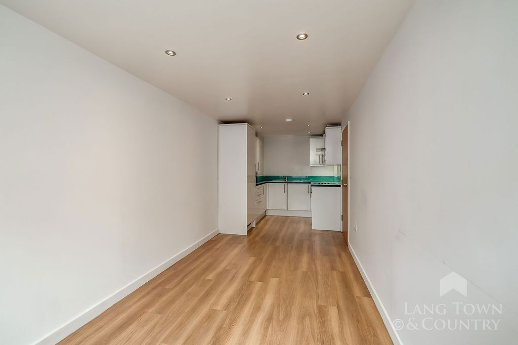 Additional image 3 of 1 bed flat for saleVictoria Place, Stoke, Plymouth PL2
