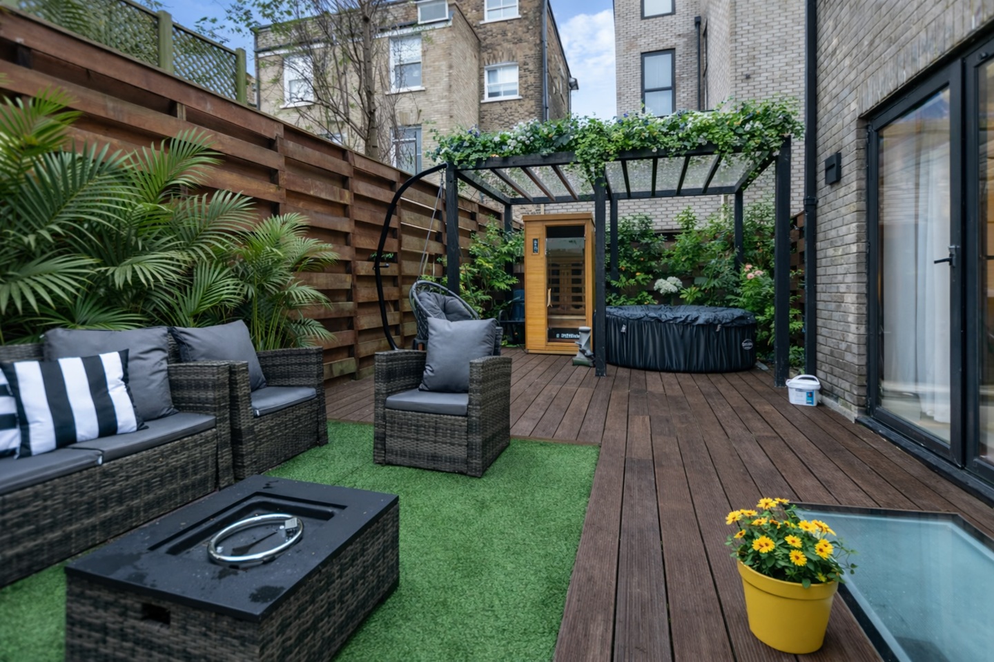 Additional image 3 of 4 Bed Detached House, St Pauls Crescent, NW1, N1 7GU