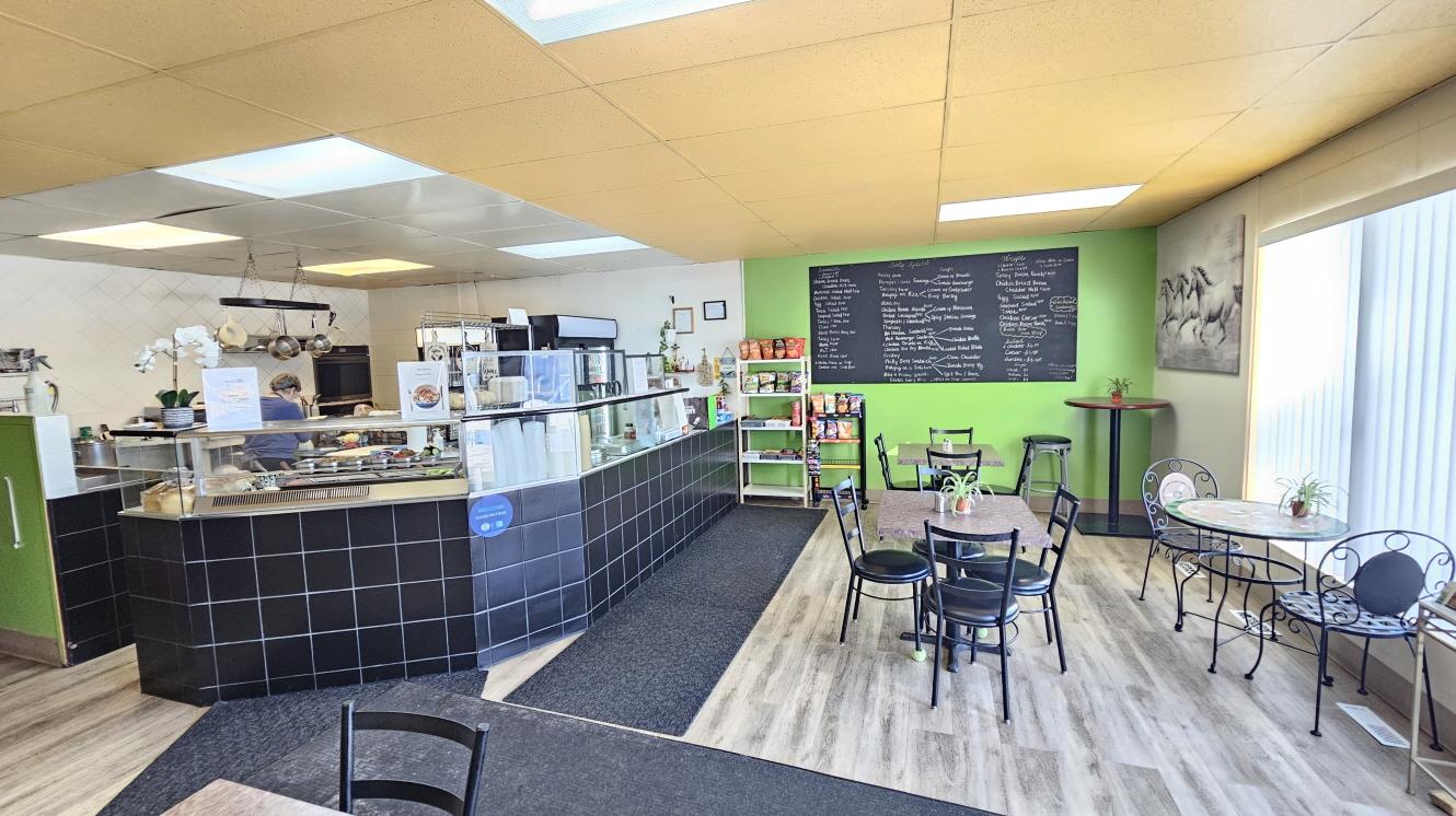 Additional image 4 of 12804-12832 141 Street NW, Edmonton, AB, T5L3H3