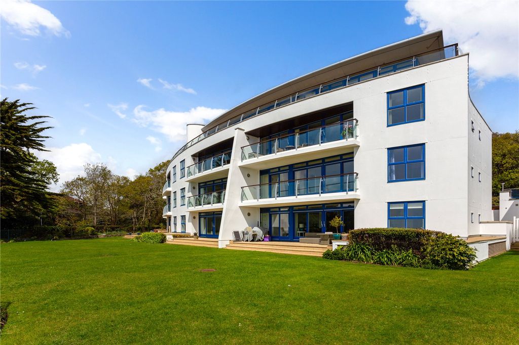 Additional image 2 of 3 bed flat for saleWestminster Road, Poole, Dorset BH13