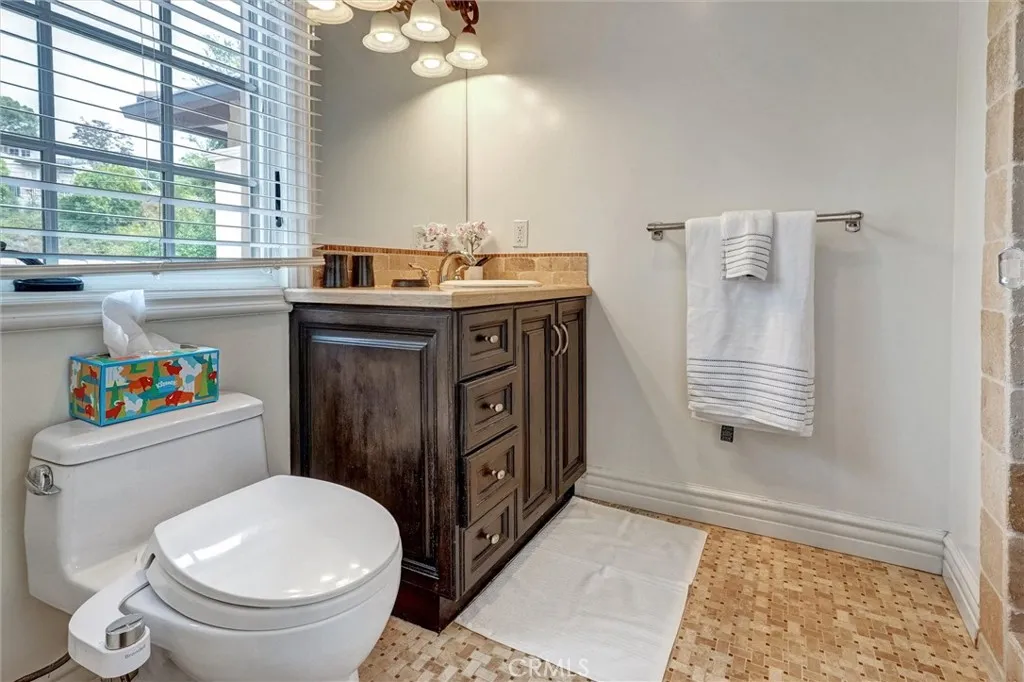 Additional image 110 of 4751 Topeka Drive, Tarzana, CA 91356
