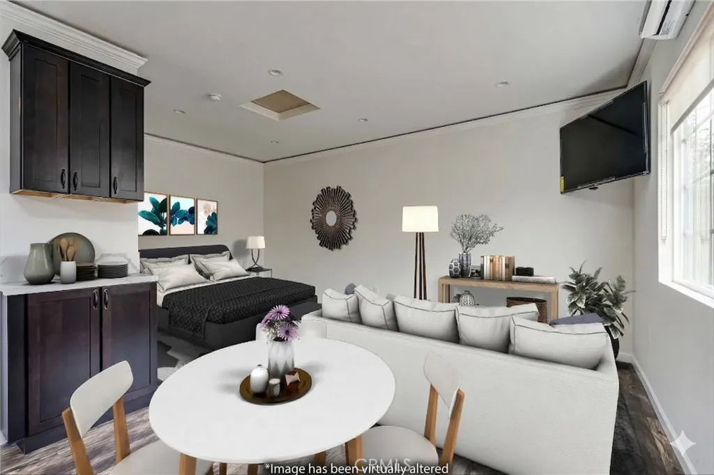 Additional image 5 of 19308 W. Calvert Street, Tarzana, CA 91335