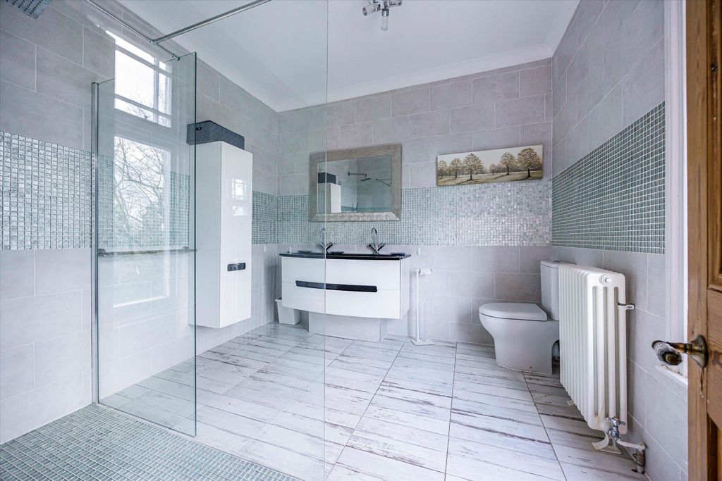 Additional image 16 of 5 bed detached house for saleRemenham Hill, Remenham, Henley-On-Thames, Berkshire RG9
