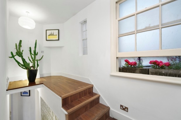 Additional image 7 of 1 Bed Flat, Warwick Sq, SW1V, N1 7GU