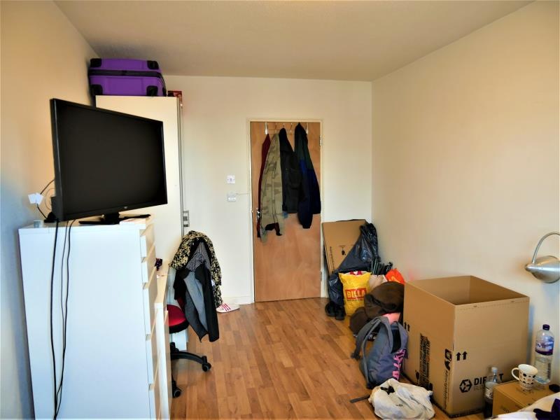 Additional image 9 of 2 Bed Flat, Hall St, EC1V, N1 7GU
