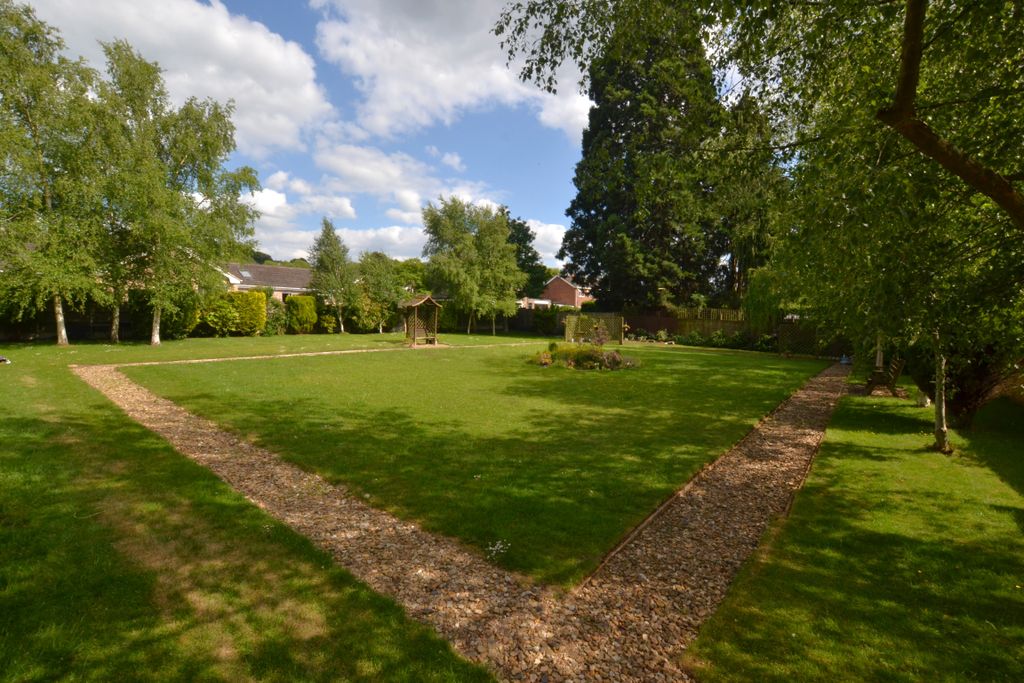 Additional image 5 of 2 bed flat for saleBeacon Lane, Grantham NG31