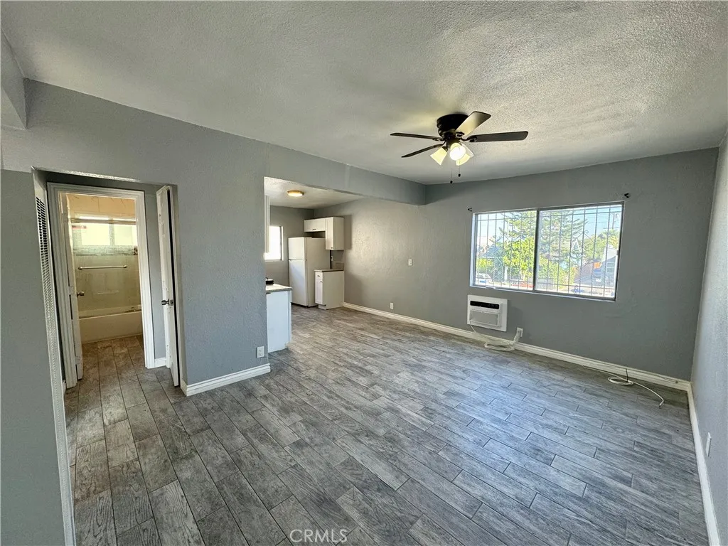 Additional image 43 of 120 W 73rd Street Unit 4, Los Angeles, CA 90003