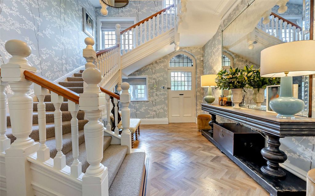5 bed detached house for salePeterston-Super-Ely, Cardiff CF5 photo 3
