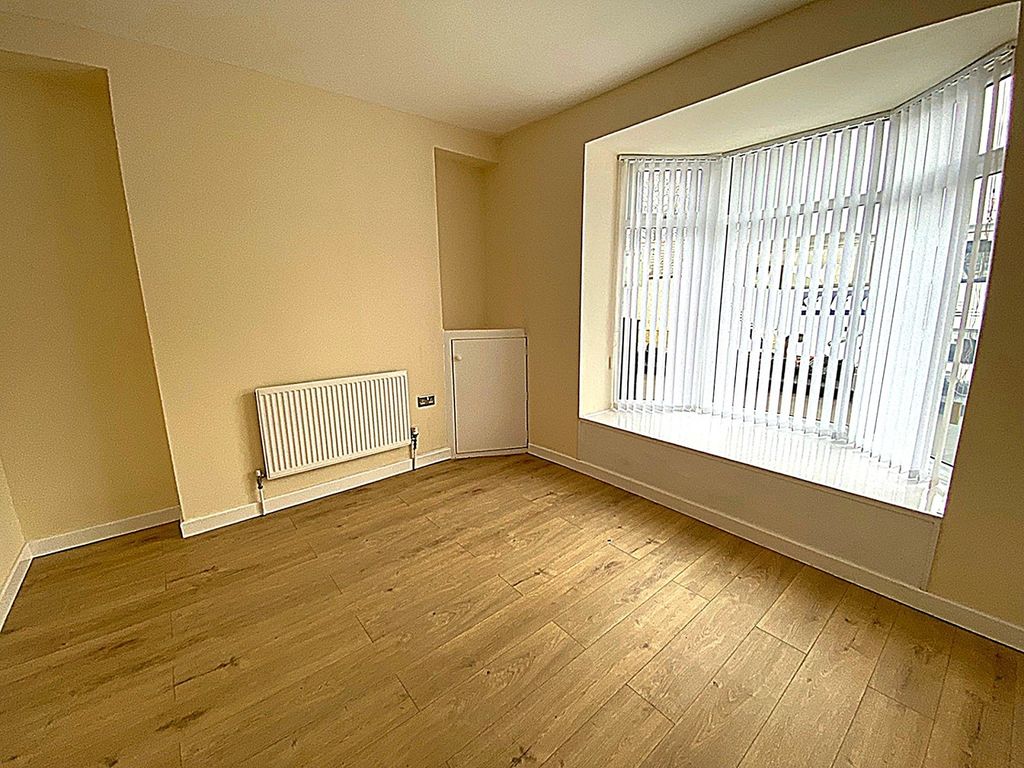 Additional image 8 of 4 bed flat for saleWoodland Road, Neath, Neath Port Talbot. SA11