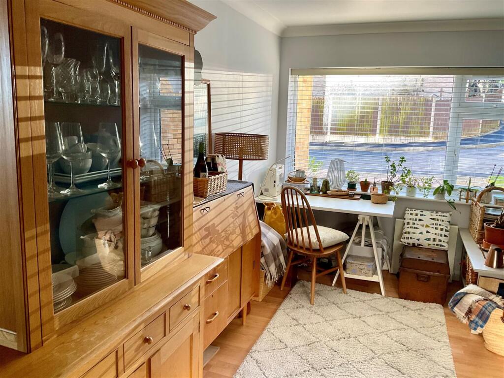 Additional image 9 of Briar Close, River