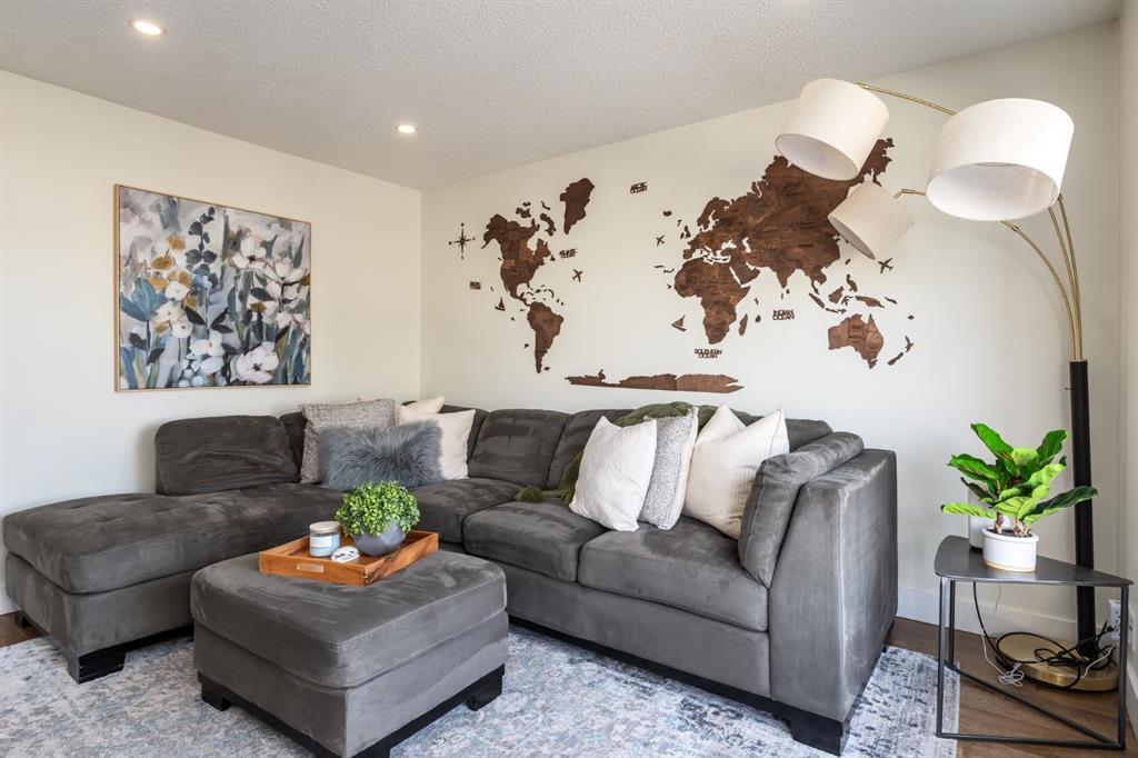 Additional image 3 of 7806 20a Street SE, Calgary, AB, T2C 1Y5