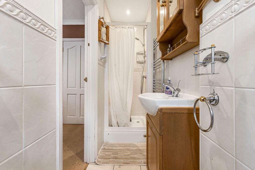 Additional image 12 of Holloways Lane, Welham Green, AL9