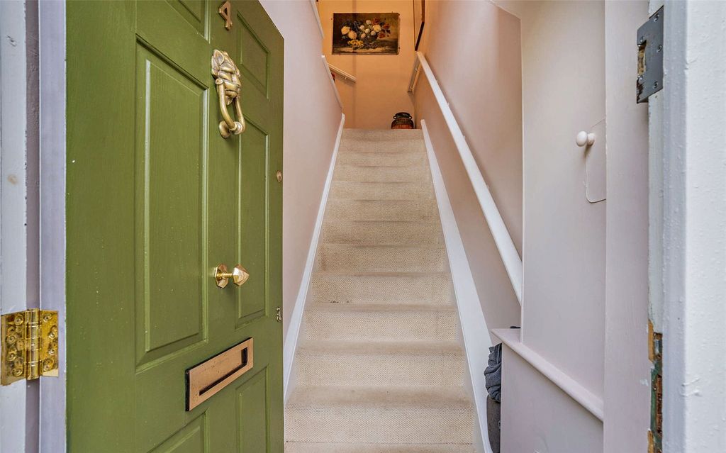 Additional image 2 of 2 bed flat for saleSt. James Mews, Monmouth, Monmouthshire NP25