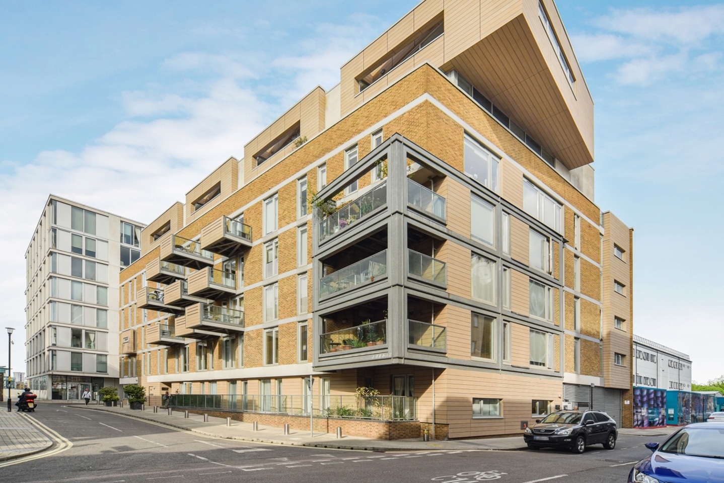 Additional image 2 of Studio Flat, Axis Court, SE16, N1 7GU