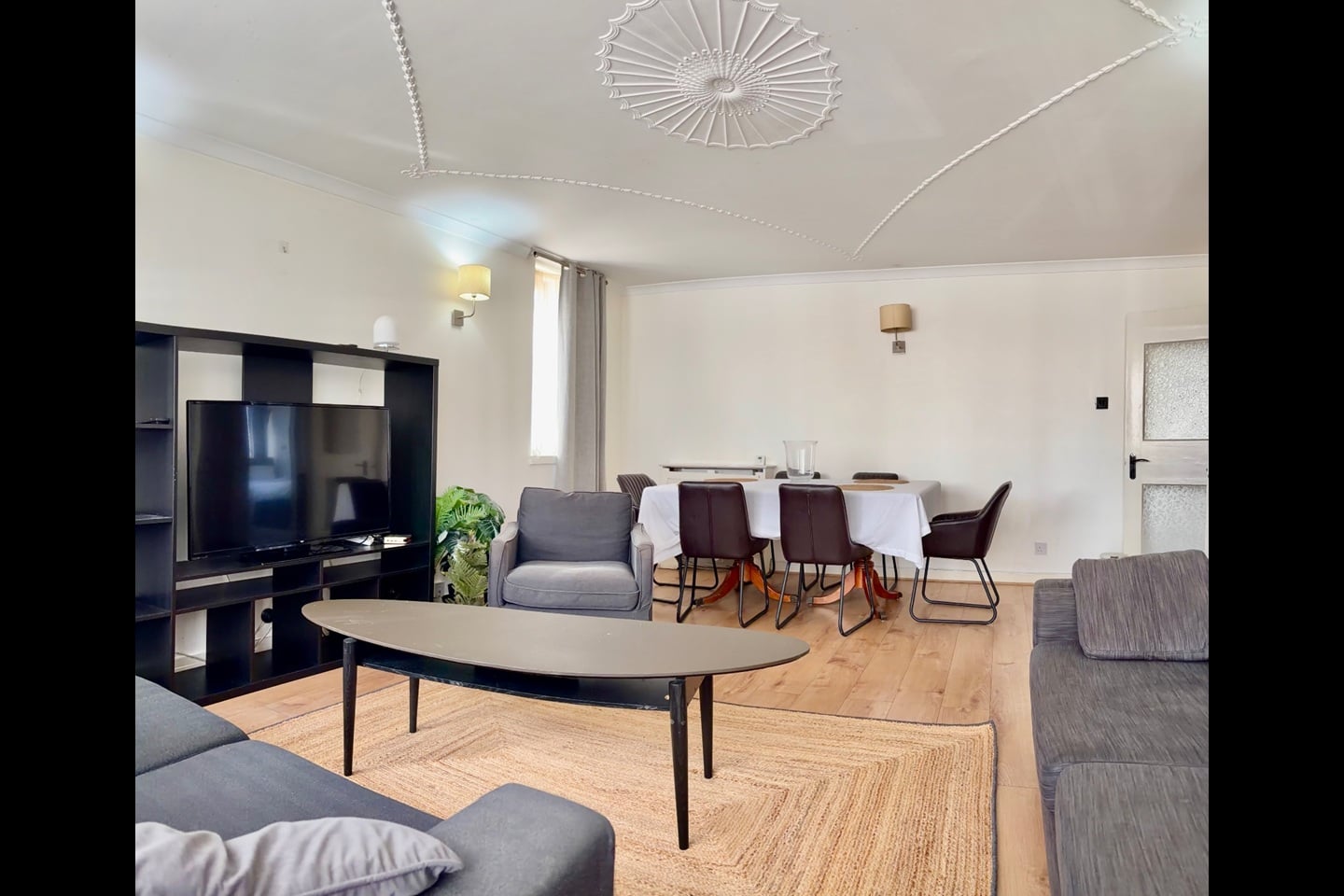 Additional image 2 of 2 Bed Flat, The Quadrangle, W2, N1 7GU