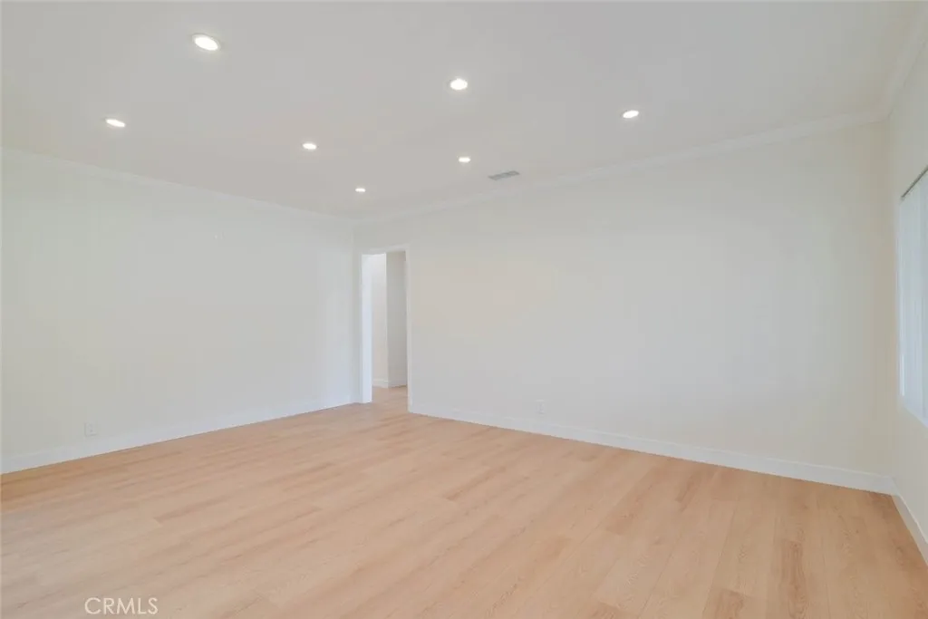 Additional image 10 of 11246 Saticoy Street, Sun Valley, CA 91352