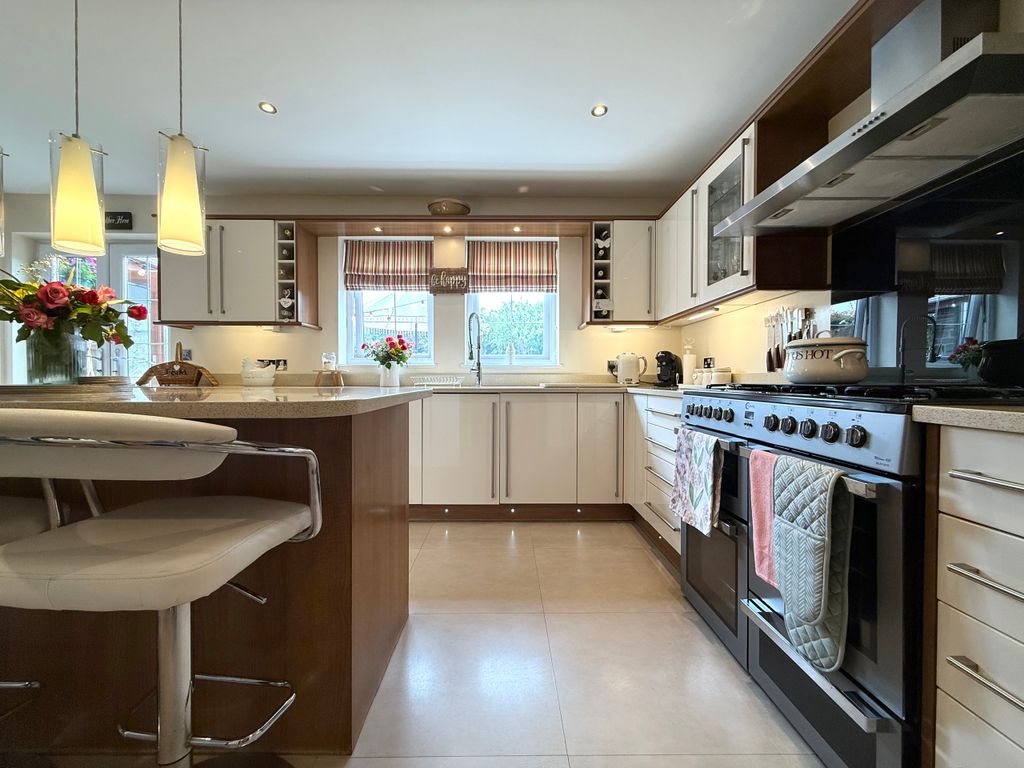 Additional image 15 of 5 bed detached house for saleRichmond Gardens, Abernant, Aberdare CF44